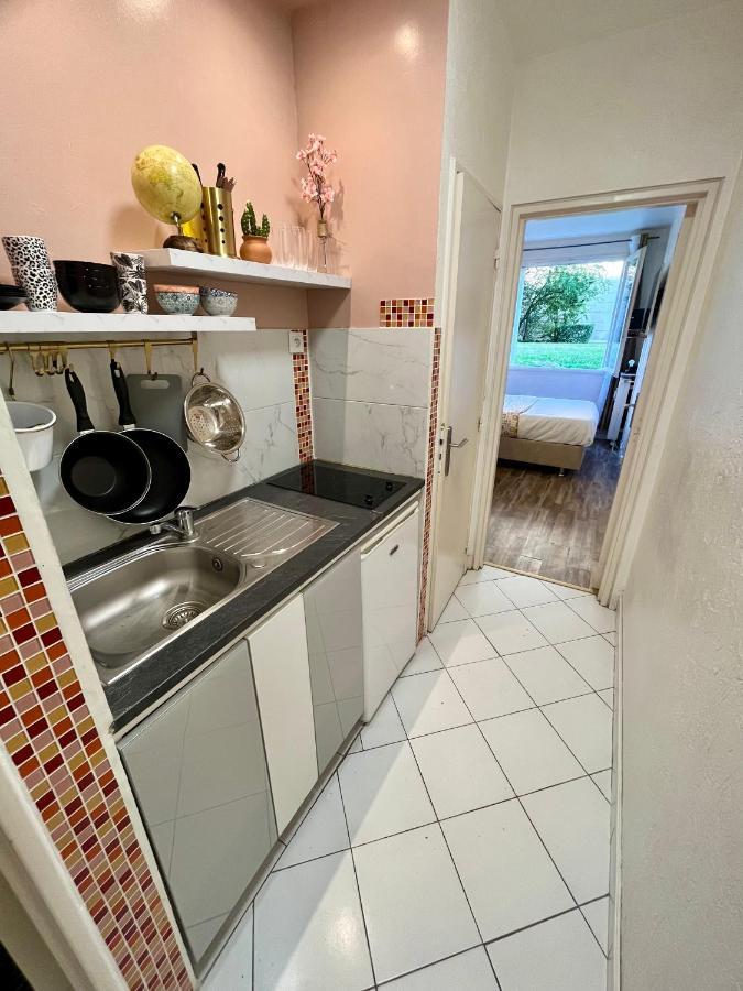 Studio Situe A 5 Min Du Chateau De Versailles Et Stationnement Gratuit Eksteriør billede